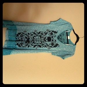 Skull with rhinestone edges shirt